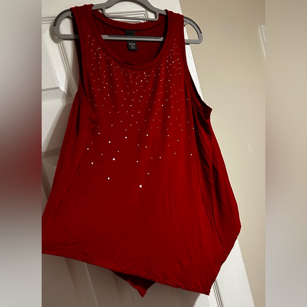 BOLD Elements Dressy Tank with‎ Gold Rhinestones Asymmetric Bottom Red XL